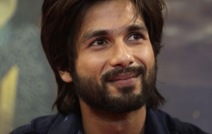Shahid Kapoor Background Shahid Kapoor Background
